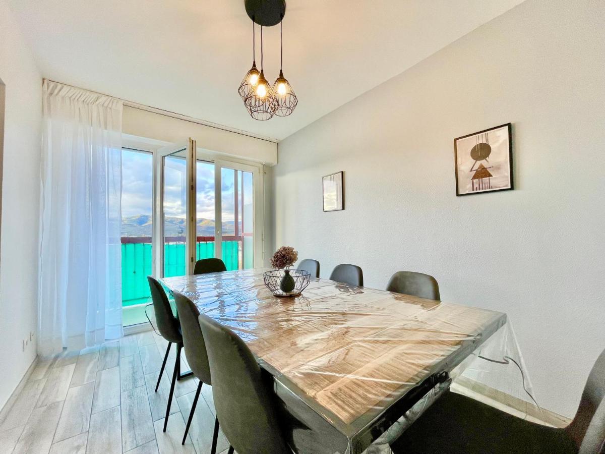Colmar - La Cigogne - Balcon - Vue Degagee - Netflix - Wifi Fibre - Parking Gratuit - Quartier Populaire Apartment Luaran gambar