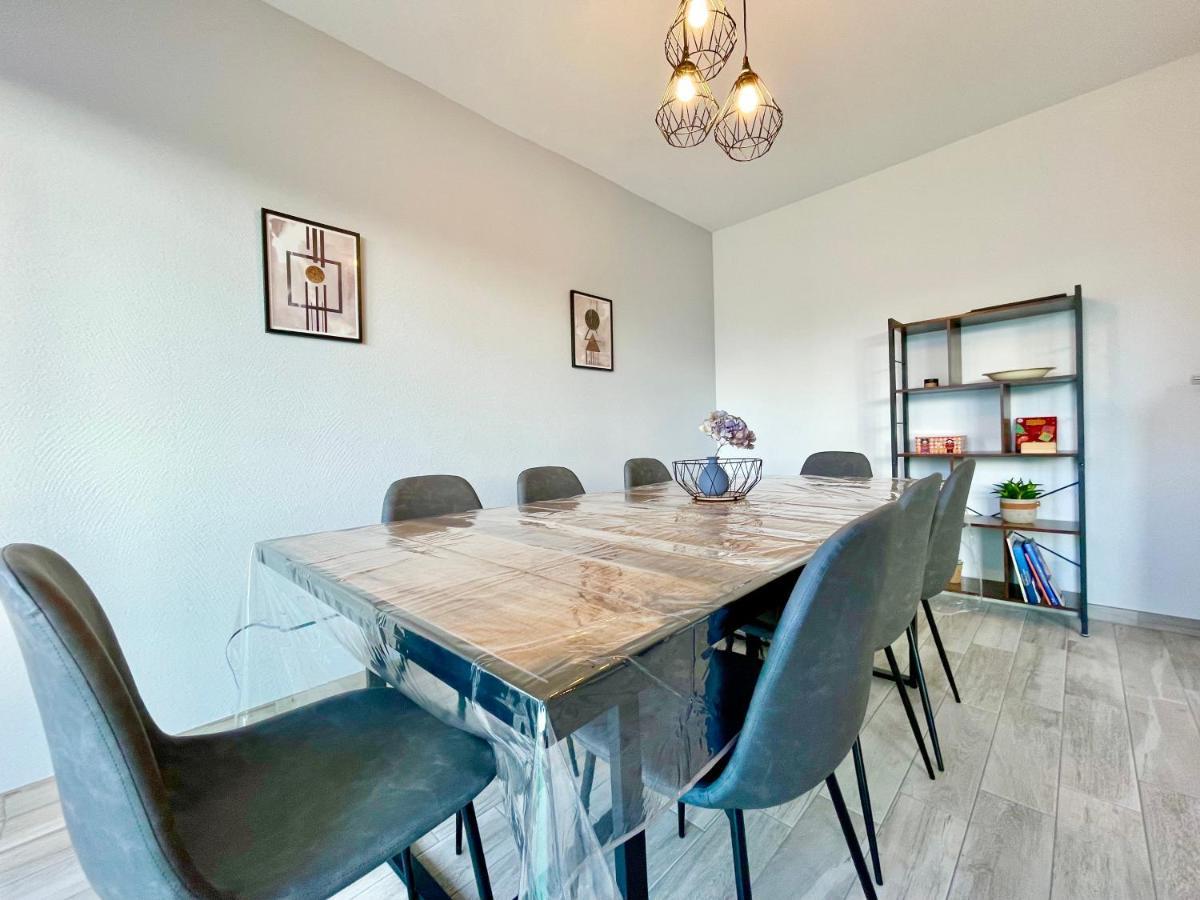 Colmar - La Cigogne - Balcon - Vue Degagee - Netflix - Wifi Fibre - Parking Gratuit - Quartier Populaire Apartment Luaran gambar