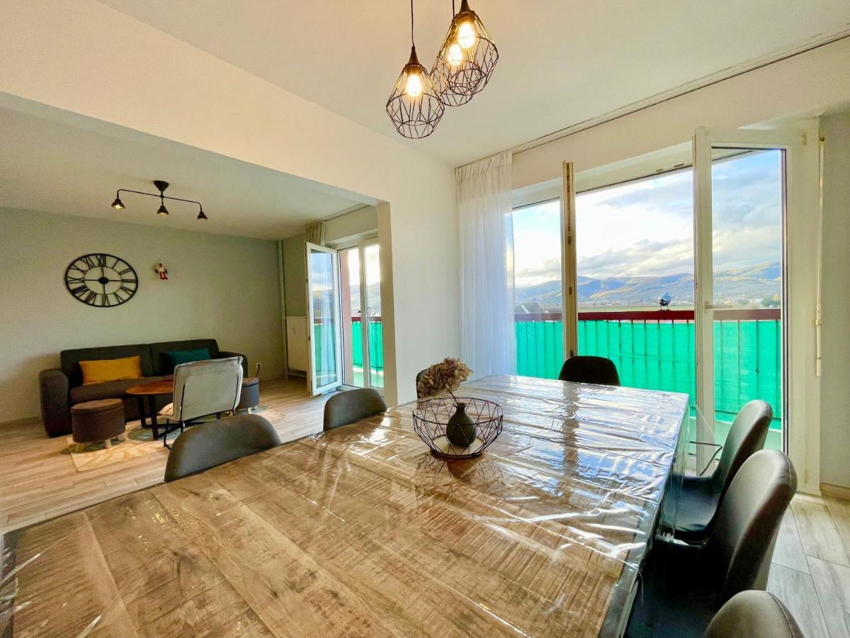 Colmar - La Cigogne - Balcon - Vue Degagee - Netflix - Wifi Fibre - Parking Gratuit - Quartier Populaire Apartment Luaran gambar